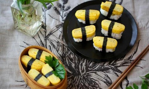 Trứng ngọt là gì? Công thức pha và cách cuộn trứng ngọt Nhật Bản.