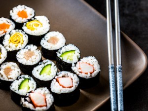 hosomaki-sushi-roll-500x375